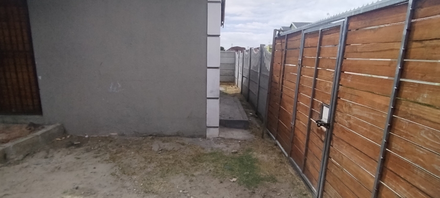 6 Bedroom Property for Sale in Langa Western Cape